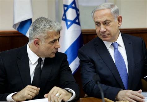 زعيم المعارضة الاسرائيلية لابيد يدعو إلى عزل نتنياهو وكالة وطن للأنباء