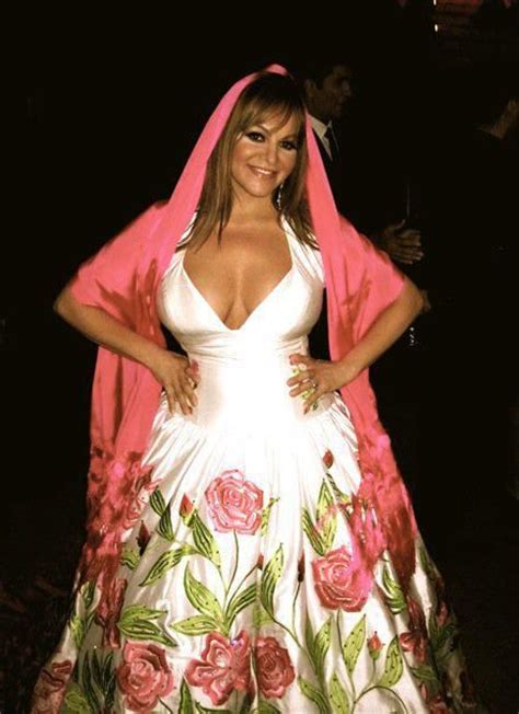 RIP Jenni Rivera Vestidos Elegantes Mexicanos Vestidos Mexicanos Moda Para Mujer