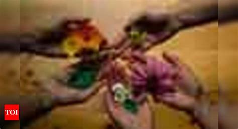 Simple Tips To Have An Eco Friendly Holi Times Of India