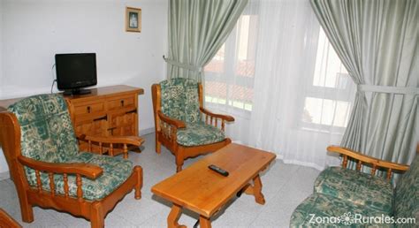 The accommodation is 600 metres from playa de la cueva, and guests benefit from private parking available on site and free wifi. Apartamentos San Sebastián | Apartamento en San Sebastián de La Gomera (La Gomera)
