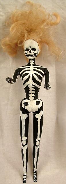 I love Barbie - Skeleton Barbie - artonyou.com | Diy halloween scary
