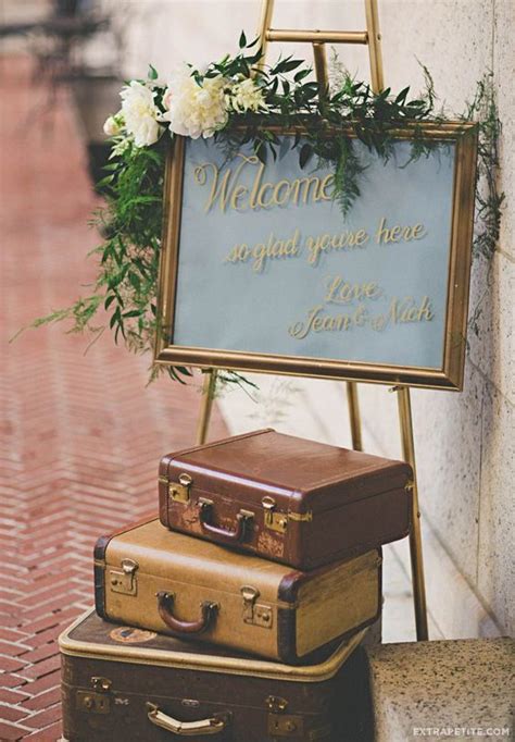 Top 20 Vintage Suitcase Wedding Decor Ideas 2847682 Weddbook