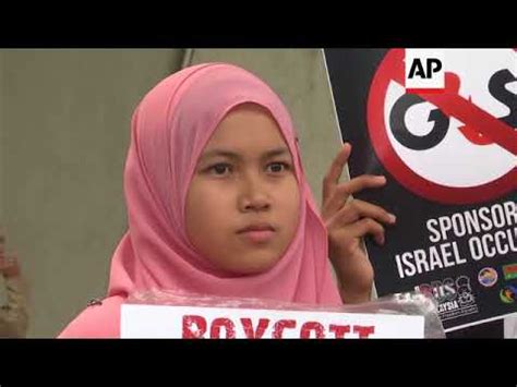 If you find yourself in a complex legal situation in a. Protest outside US embassy in Kuala Lumpur - YouTube