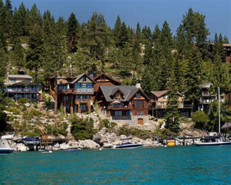 A scenic gondola ride is a great way to get your first glimpse of south lake tahoe. Lake Tahoe Vacation Cabin Rentals (Lake Tahoe Vacation ...