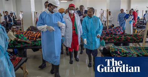 cholera cases soar globally amid shortage of vaccines global development the guardian
