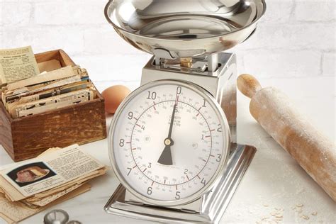 Guesswork may be ok when cooking a stew, but baking and many other recipes require precision, and that's where a good set of scales comes in. The Best Kitchen Scale Models for the Kitchen - Bob Vila