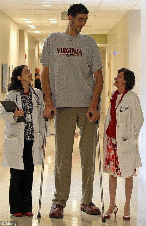 World S Tallest Man Reaches His Peak As Scientists Discover Way To Stop