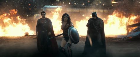 Watch Batman V Superman Dawn Of Justice Trailer