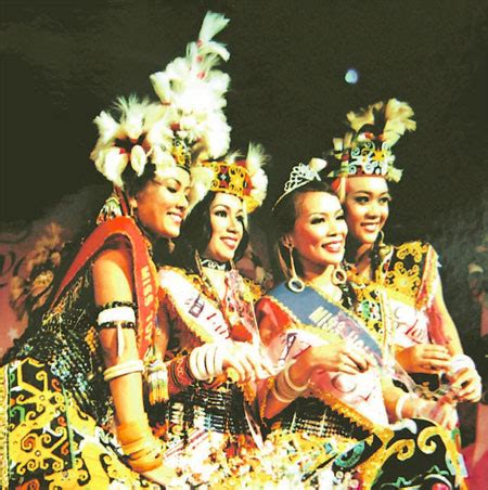 The tiny colorado town of silverton won't hear the pledge. pix100000103 - BorneoPost Online | Borneo , Malaysia ...