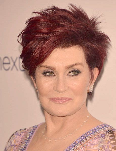 Their hair isn't gray, or at least not the gray we're all going. kort-frisyr | Sharon osbourne hair, Hair styles, Short ...
