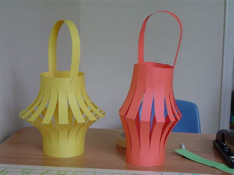 My Two Happy Homeschoolers Easy Paper Lantern Craft