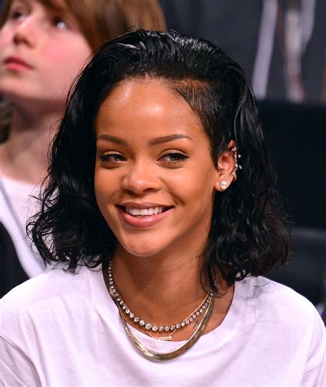 17 Awesome Rihanna Hairstyles Worth Reliving Sheknows