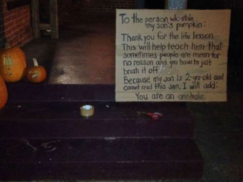 Moms Message To Pumpkin Thief Goes Viral