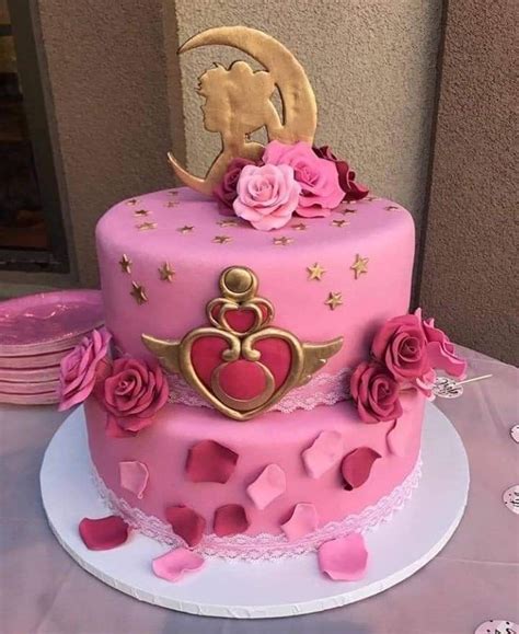 Pin By Caro A Yalo On Sailor Moon In 2021 Sailor Moon Cakes Anime