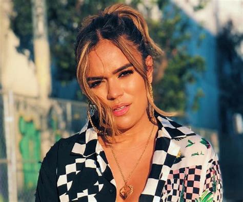 Stream new music from karol g for free on audiomack, including the latest songs, albums, mixtapes and playlists. Karol G (Carolina Giraldo Navarro) - Bio, Facts, Family Life of Colombian Singer