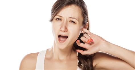 Can T Stand Itchy Ears Here Is Why They Happen And How To Fix It