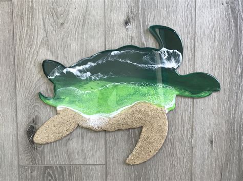 Be As Chill As Crush With This Awesome Sea Turtle Ocean Resin Art Made