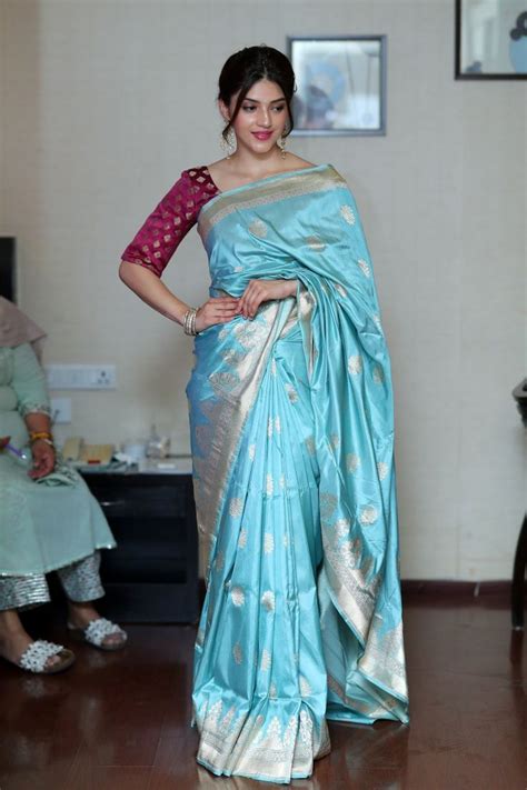 Pin By Sanjay Menavan On Actresses Sarees Saree Designs Traditional
