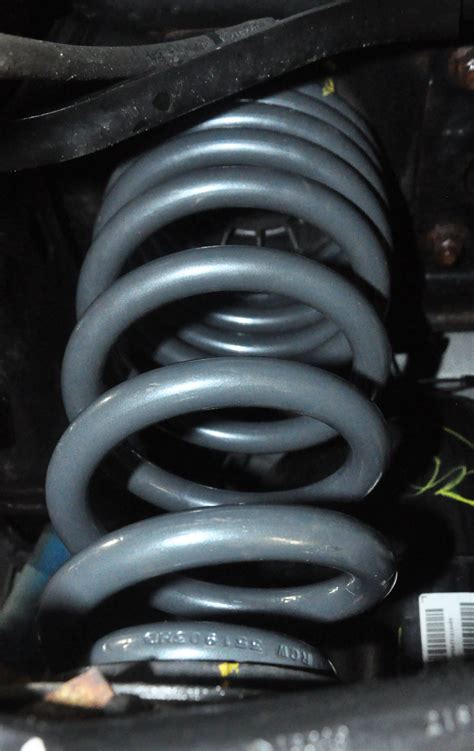 Dodge Ram Ram Front Coil Springs Pair Wd Wd Capacity