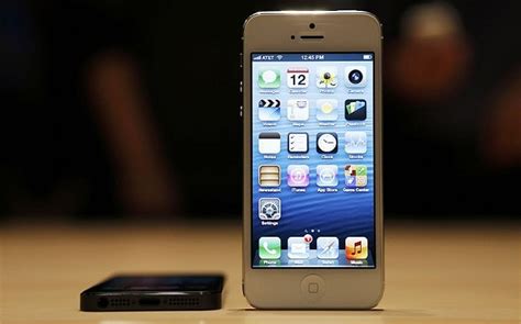 Samsung Sues Apple Over Iphone 5