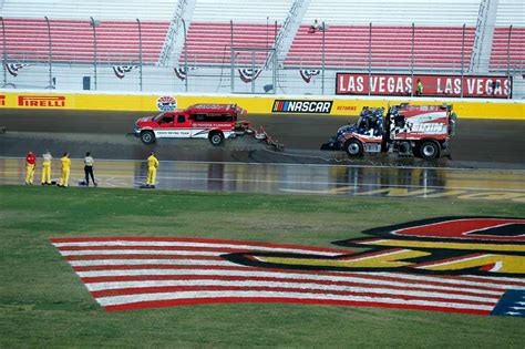 Nascar is in las vegas for the round of 12 playoffs opening race. @nascarcasm recaps Las Vegas in photos | Official Site Of ...