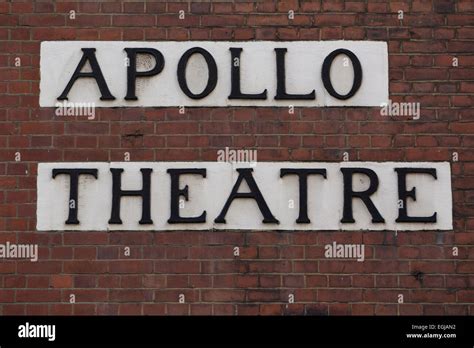 Apollo Theatre Shaftesbury Avenue Soho London England Uk Stock
