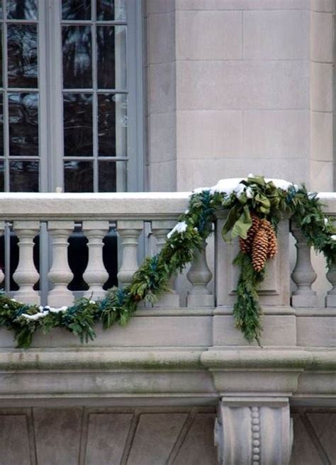 Ideas para decorar balcones en Navidad - Decoración de Interiores y