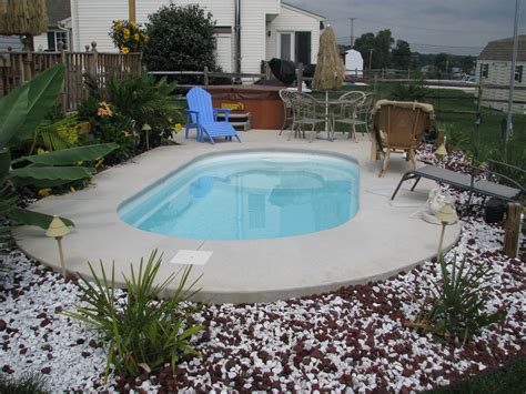 Pool Plans For Small Yards Small Inground Pools For Small Yards Austin Igpspa So