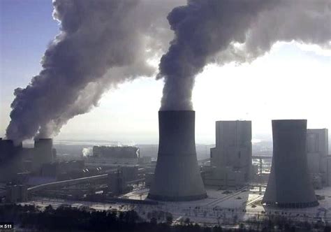La densidad por encima del punto crítico depende básicamente de la presión y la temperatura, pero en cualquier caso está más cercana a la de los líquidos que a la de los gases. la cumbre climática de Naciones Unidas y su lucha en ...