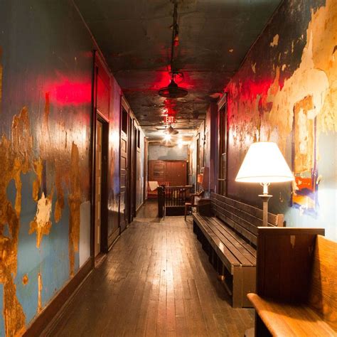 17 Of The Creepiest Haunted Bars And Restaurants In America Most Haunted Places Haunted