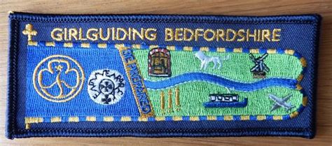 Girl Guiding Bedfordshire Cloth Standard Badge Ebay Girl Guides