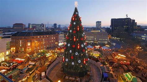Here you can individually configure which external web services you would like to allow on the sites of dortmund.de. Feeling festive? The cheer starts in Dortmund, Germany ...