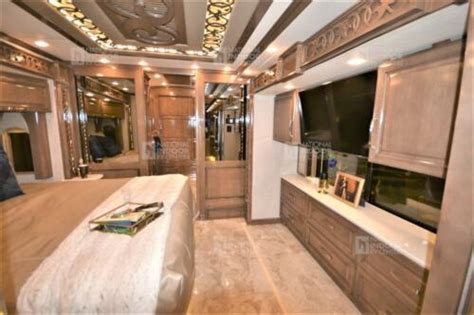 2023 Newmar Essex Rv Tour With Angie Morell National Indoor Rv