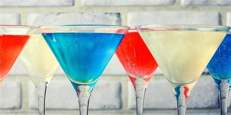 Make Your Cocktails Sparkle The Mixer Uk