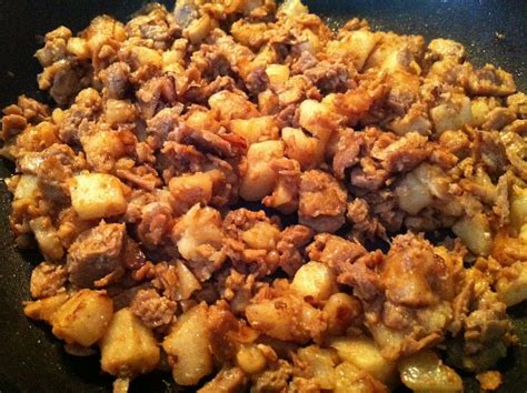 Chop up your corned beef and potatoes, fry with onions, and serve as a wondering how to make corned beef hash? Lala Eats!: Vegetarian "Corned Beef Hash"