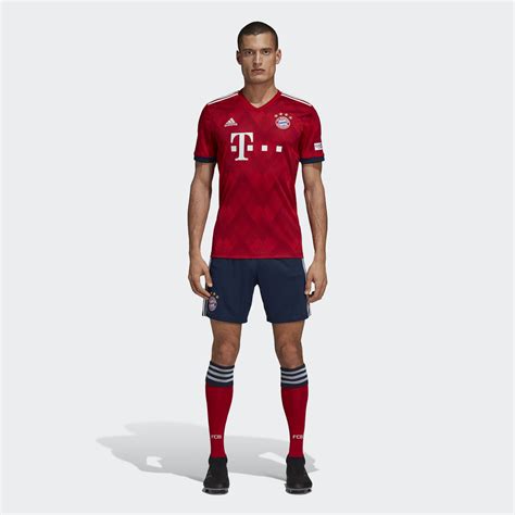 Check out the evolution of bayern münchen's soccer jerseys on football kit archive. Bayern Munich 18/19 Adidas Home Kit | 18/19 Kits ...