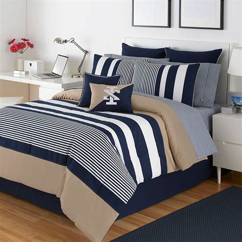 30 Navy And White Bedspread