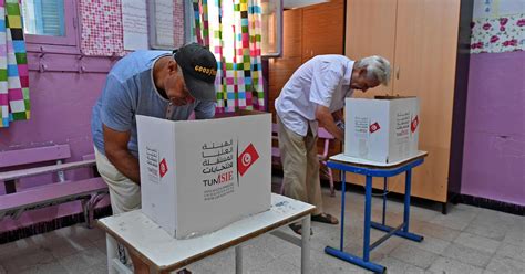 استفتاء دستور تونس هيئة الانتخابات تعلن النتائج الأولية