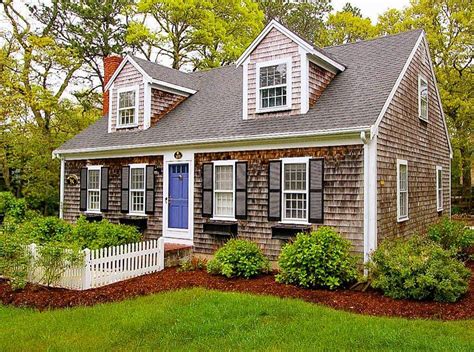 Bungalows And Cottages On Instagram “the Cape Cod Is The Classic