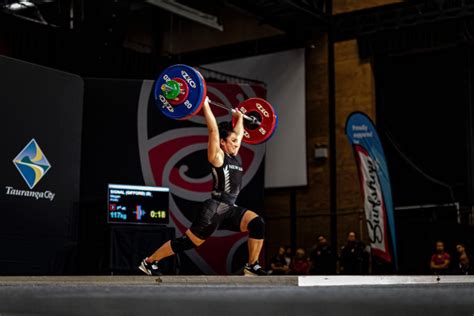 Sunlive Olympic Weightlifting Athletes Going For Gold The Bays