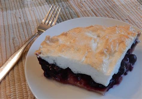Old Fashioned Blueberry Pie With Meringue A Hundred Years Ago