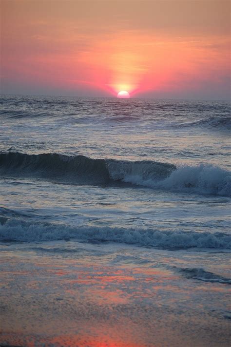Beach Sunrise In The Outer Banks Smithsonian Photo Contest