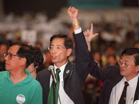 Martin Lee Hong Kong Pro Democracy Leader Nominated For Nobel Peace Prize Licasnews Light