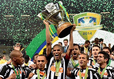 Confira a cobertura completa do campeonato mineiro 2021 ⚽ leia as últimas notícias sobre jogos do atlético, cruzeiro, américa e mais. Atletico Mineiro clinch their first Copa do Brasil title