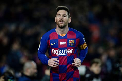 Bienvenidos a la página de facebook oficial de leo messi. Barcelona confirm Lionel Messi wants to LEAVE with Argentina legend planning to utilise agreed ...