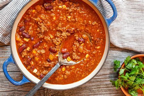 I've made this five ingredient chili with ground beef, shredded chicken breast, leftover steak and each. Best Beef Chili Recipe | SimplyRecipes.com
