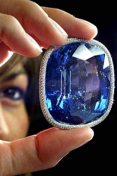 The Largest Sapphire In The World Sapphire Blue Giant Of Orient