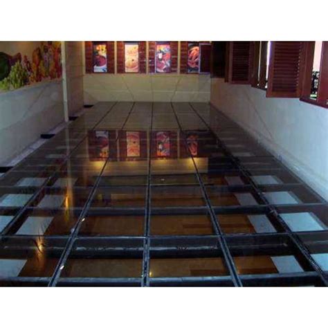 Kelebihannya terletak pada pemasangan yang mudah, material yang kuat ringan dan terbilang praktis. jual / kontraktor / agen : pintu lipat frameless, lantai ...