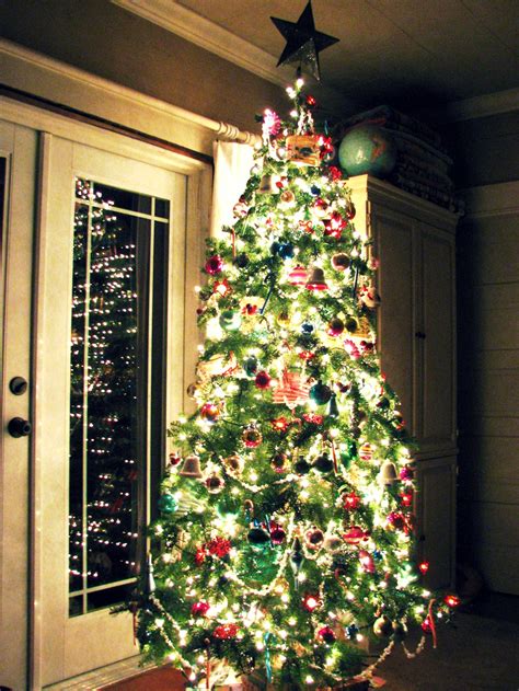 Trisha Brink Design: Late Night Pinterest Binge,& a Christmas Tree 