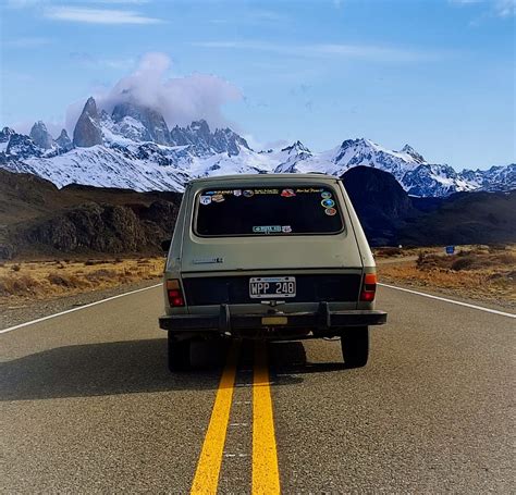 Querían Atravesar La Patagonia Por Ruta 40 En Un Renault 6 Del 73 Y